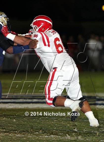 Thumbnail 2 in Mater Dei vs. St. John Bosco photogallery.