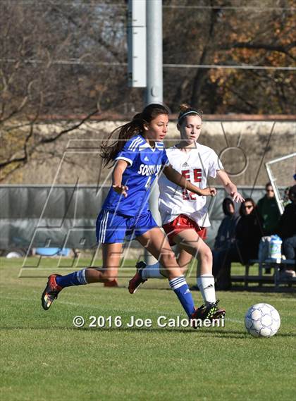 Thumbnail 2 in Lee [Robert E.] vs South San Antonio (Tejeda Sports Complex) photogallery.