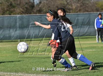 Thumbnail 1 in Lee [Robert E.] vs South San Antonio (Tejeda Sports Complex) photogallery.