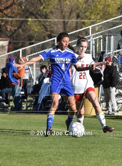 Thumbnail 1 in Lee [Robert E.] vs South San Antonio (Tejeda Sports Complex) photogallery.