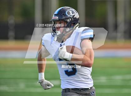 Thumbnail 3 in Lovett @ Carver photogallery.