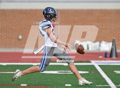 Thumbnail 1 in Lovett @ Carver photogallery.