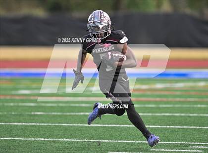 Thumbnail 3 in Lovett @ Carver photogallery.