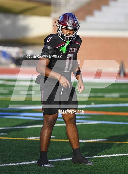 Thumbnail 1 in Lovett @ Carver photogallery.