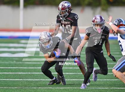 Thumbnail 2 in Lovett @ Carver photogallery.