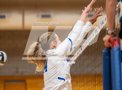 Thumbnail 2 in La Costa Canyon @ Rancho Bernardo (San Diego CIF Division 1 First Round) photogallery.