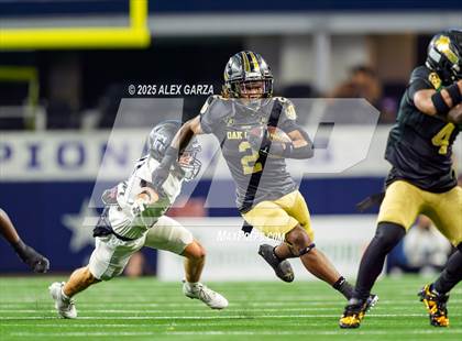 Thumbnail 1 in South Oak Cliff vs. Randle (UIL 5A Division II Football Final) photogallery.