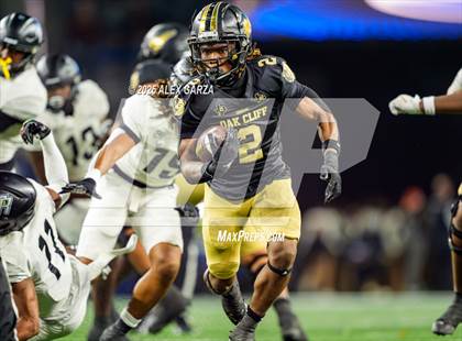 Thumbnail 3 in South Oak Cliff vs. Randle (UIL 5A Division II Football Final) photogallery.