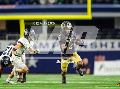 Thumbnail 2 in South Oak Cliff vs. Randle (UIL 5A Division II Football Final) photogallery.
