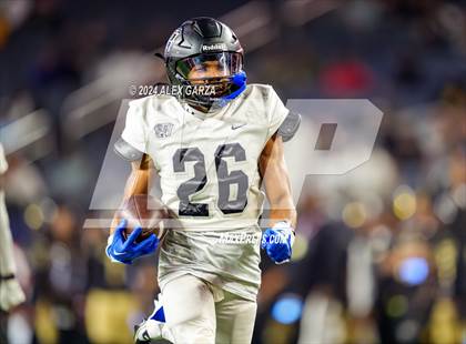 Thumbnail 3 in South Oak Cliff vs. Randle (UIL 5A Division II Football Final) photogallery.