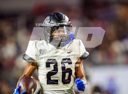Thumbnail 1 in South Oak Cliff vs. Randle (UIL 5A Division II Football Final) photogallery.
