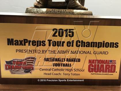 Thumbnail 1 in Central Catholic TOC Ceremony photogallery.