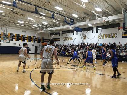 Thumbnail 1 in Central Catholic TOC Ceremony photogallery.