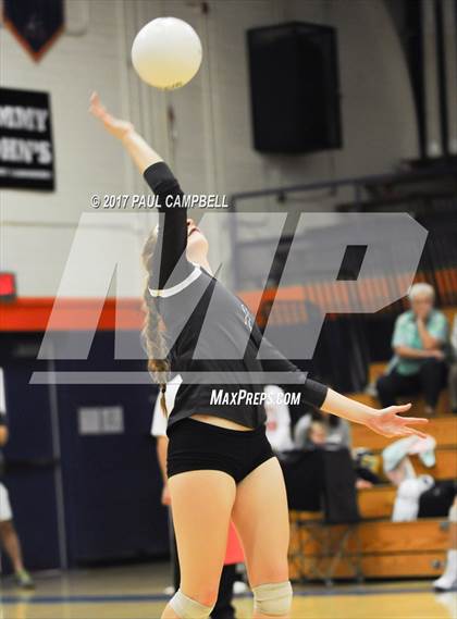 Thumbnail 1 in Fountain Hills vs Northwest Christian (AIA 3A Semifinal) photogallery.