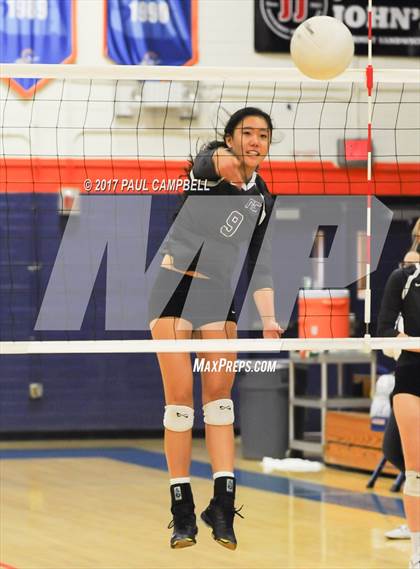 Thumbnail 3 in Fountain Hills vs Northwest Christian (AIA 3A Semifinal) photogallery.