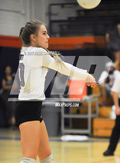 Thumbnail 3 in Fountain Hills vs Northwest Christian (AIA 3A Semifinal) photogallery.