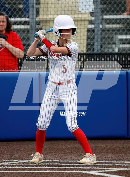 Thumbnail 2 in Muenster vs. Trenton (UIL 2A Softball Regional Semifinal) photogallery.