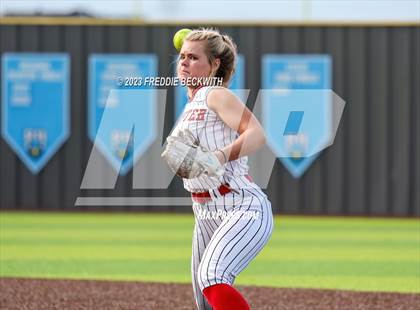 Thumbnail 2 in Muenster vs. Trenton (UIL 2A Softball Regional Semifinal) photogallery.