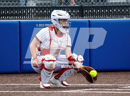 Thumbnail 1 in Muenster vs. Trenton (UIL 2A Softball Regional Semifinal) photogallery.