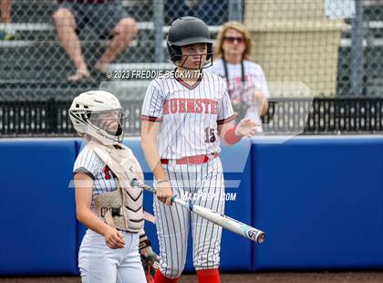 Thumbnail 3 in Muenster vs. Trenton (UIL 2A Softball Regional Semifinal) photogallery.