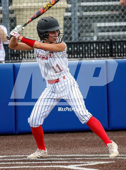 Thumbnail 2 in Muenster vs. Trenton (UIL 2A Softball Regional Semifinal) photogallery.