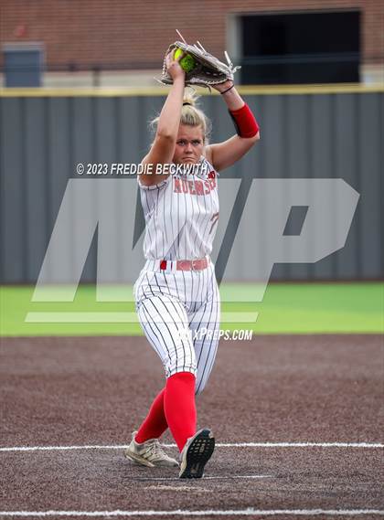 Thumbnail 1 in Muenster vs. Trenton (UIL 2A Softball Regional Semifinal) photogallery.