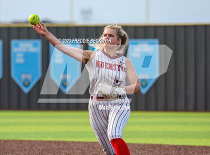 Thumbnail 3 in Muenster vs. Trenton (UIL 2A Softball Regional Semifinal) photogallery.