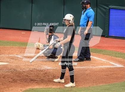 Thumbnail 2 in Guyer vs. Bridgeland (UIL 6A Softball Semifinal) photogallery.