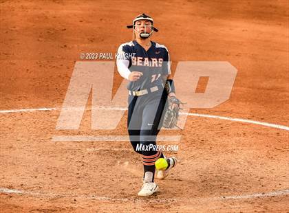 Thumbnail 3 in Guyer vs. Bridgeland (UIL 6A Softball Semifinal) photogallery.