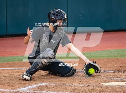 Thumbnail 3 in Guyer vs. Bridgeland (UIL 6A Softball Semifinal) photogallery.