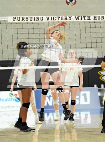 Thumbnail 3 in South Pasadena vs. Lowell (CIF State D3 Final) photogallery.