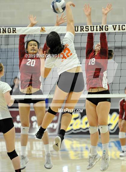 Thumbnail 1 in South Pasadena vs. Lowell (CIF State D3 Final) photogallery.