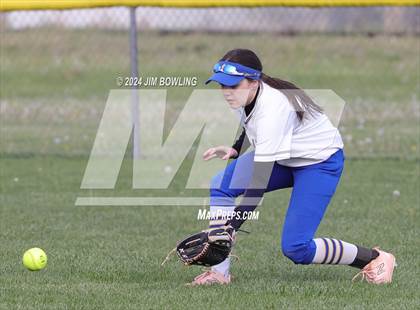 Thumbnail 1 in Maroa-Forsyth @ Argenta-Oreana photogallery.