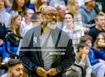 Thumbnail 1 in Santa Barbara vs Sierra Canyon (Santa Barbara Holiday Classic) photogallery.