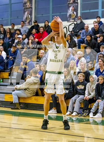 Thumbnail 1 in Santa Barbara vs Sierra Canyon (Santa Barbara Holiday Classic) photogallery.