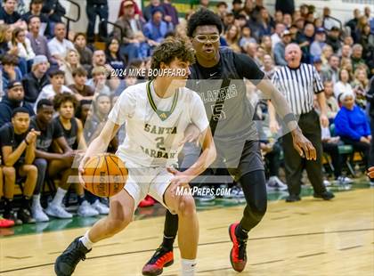 Thumbnail 3 in Santa Barbara vs Sierra Canyon (Santa Barbara Holiday Classic) photogallery.