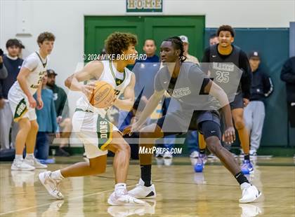 Thumbnail 3 in Santa Barbara vs Sierra Canyon (Santa Barbara Holiday Classic) photogallery.