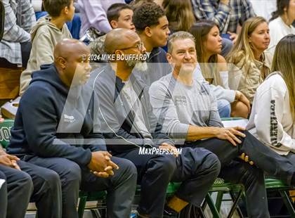 Thumbnail 1 in Santa Barbara vs Sierra Canyon (Santa Barbara Holiday Classic) photogallery.