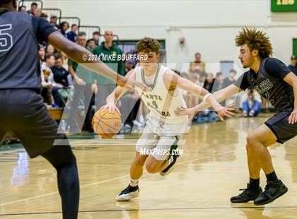 Thumbnail 1 in Santa Barbara vs Sierra Canyon (Santa Barbara Holiday Classic) photogallery.