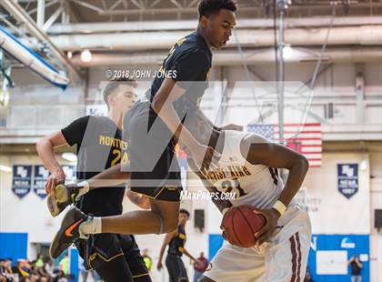 Thumbnail 1 in Montverde Academy vs. Christ the King (Metro Classic) photogallery.