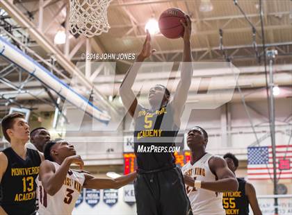 Thumbnail 2 in Montverde Academy vs. Christ the King (Metro Classic) photogallery.