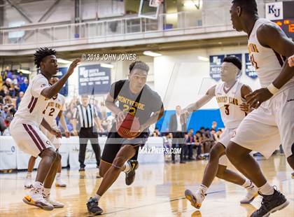 Thumbnail 1 in Montverde Academy vs. Christ the King (Metro Classic) photogallery.