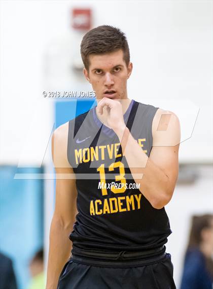 Thumbnail 3 in Montverde Academy vs. Christ the King (Metro Classic) photogallery.