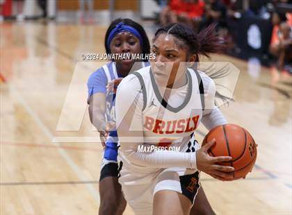 Thumbnail 3 in West Feliciana vs. Brusly (LHSAA Division II Non-Select Regional) photogallery.