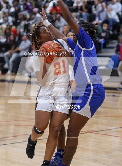 Thumbnail 3 in West Feliciana vs. Brusly (LHSAA Division II Non-Select Regional) photogallery.