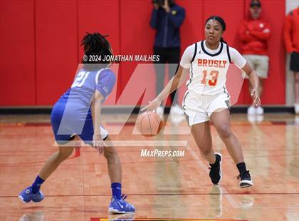 Thumbnail 3 in West Feliciana vs. Brusly (LHSAA Division II Non-Select Regional) photogallery.