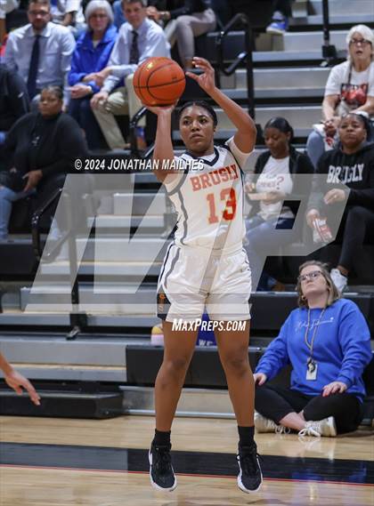 Thumbnail 3 in West Feliciana vs. Brusly (LHSAA Division II Non-Select Regional) photogallery.