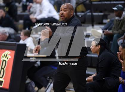 Thumbnail 2 in West Feliciana vs. Brusly (LHSAA Division II Non-Select Regional) photogallery.