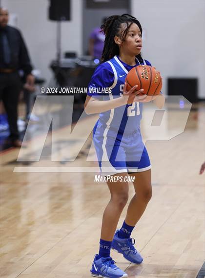 Thumbnail 1 in West Feliciana vs. Brusly (LHSAA Division II Non-Select Regional) photogallery.