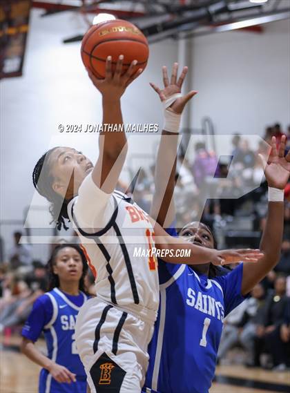 Thumbnail 3 in West Feliciana vs. Brusly (LHSAA Division II Non-Select Regional) photogallery.